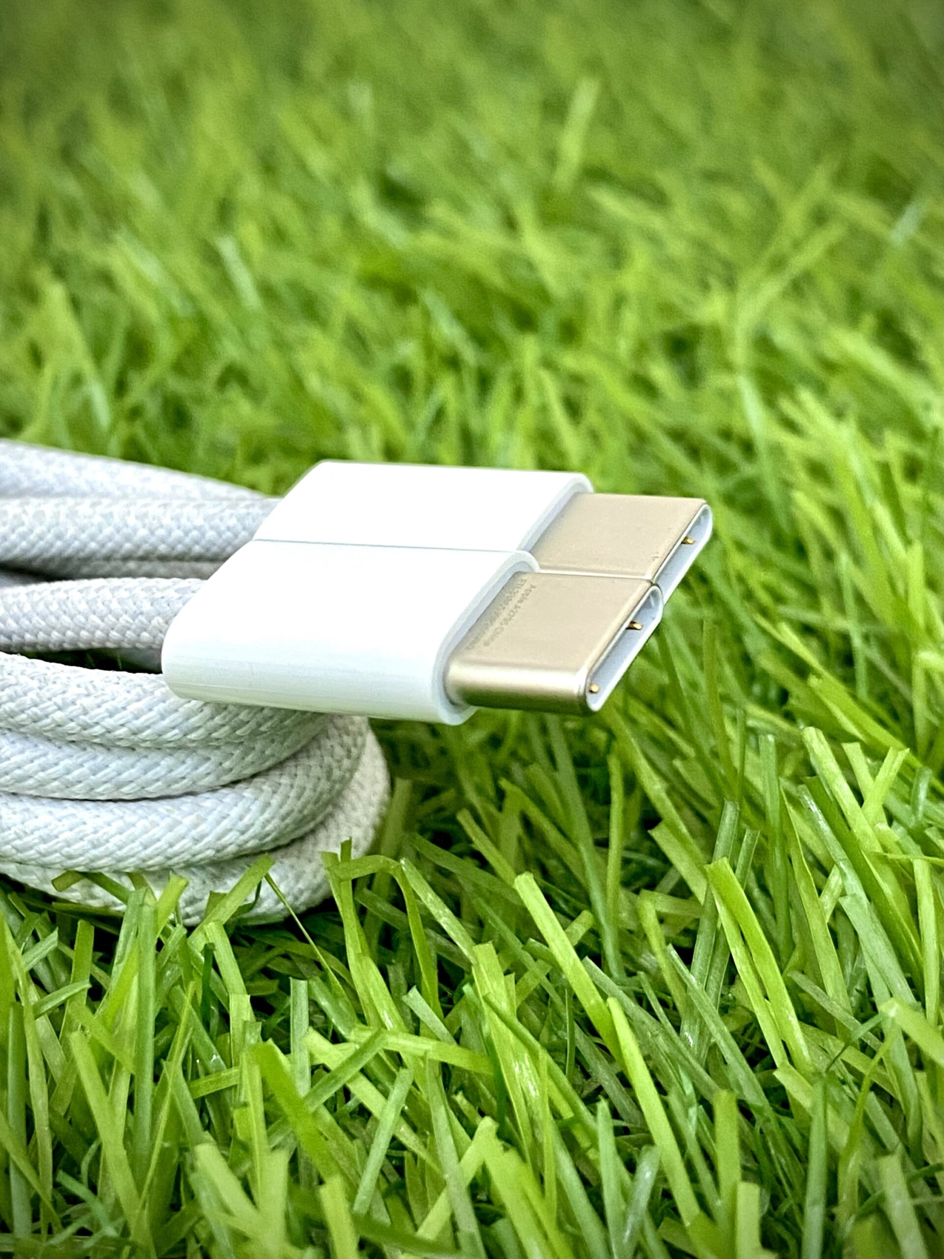 Apple USB C to C Cable - Original 100% in Pakistan - Image 3